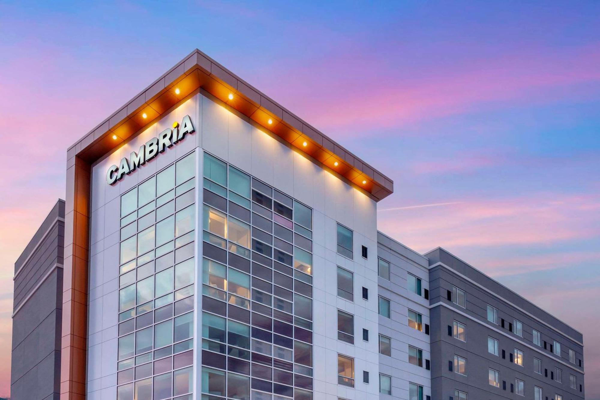 Cambria Hotel Niagara Falls Exterior photo